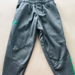 Umbro Boys Sweats 4/5 XS